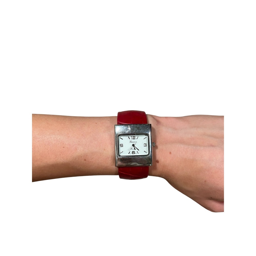Vintage Geneva‎ Square Face Watch
